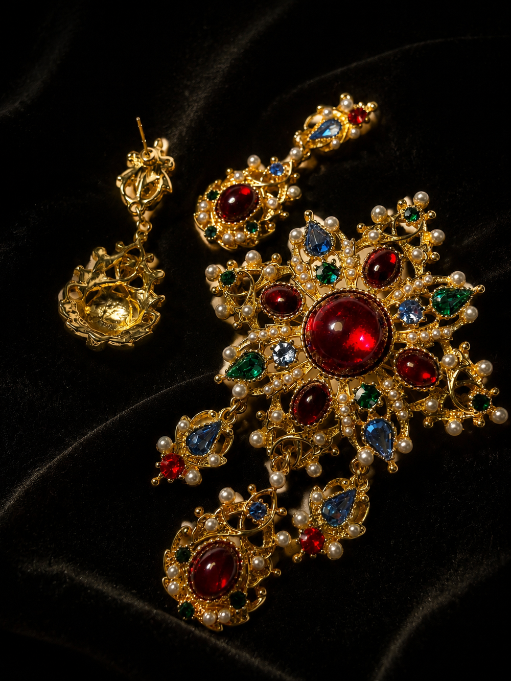 Gold-Tone Red Cabochon-Style Multicolor Crystal Pearl-Style Brooch and Stud Earrings Set