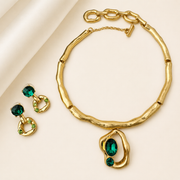 Emerald Green Gold sculptural collar necklace and matching stud earrings set
