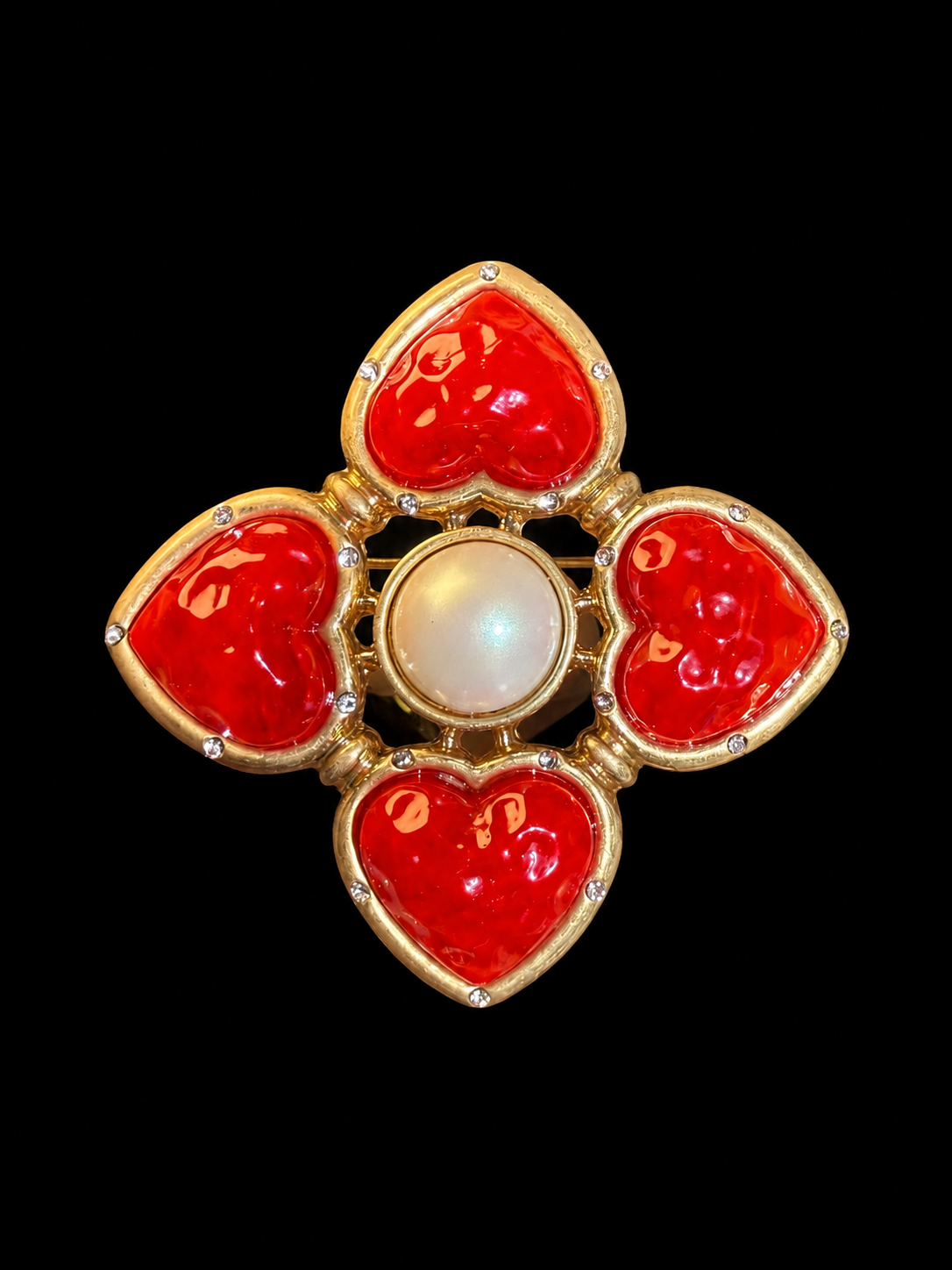 Gold-tone heart glass-style convertible brooch pendant in red front view