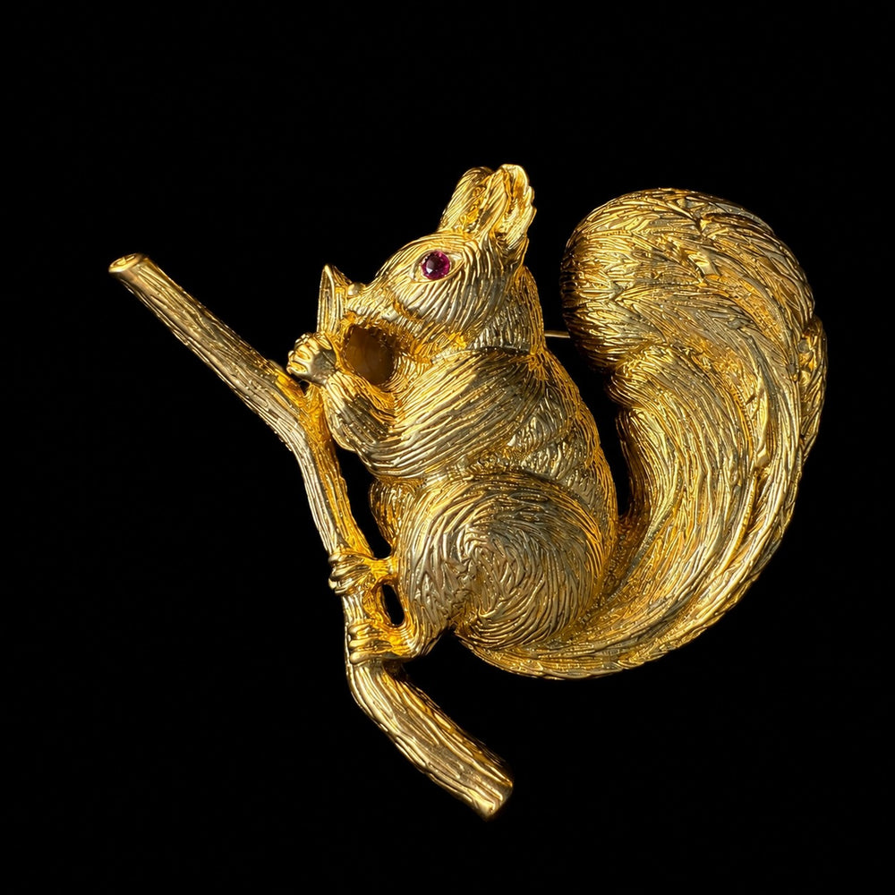 Gold-tone squirrel convertible brooch pendant front view